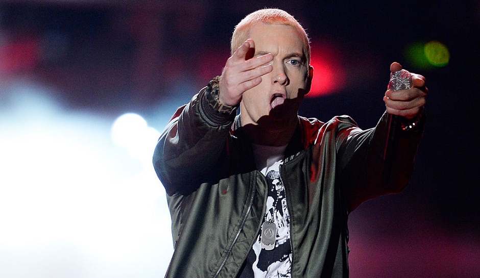 Eminem divulga data de lançamento do novo álbum