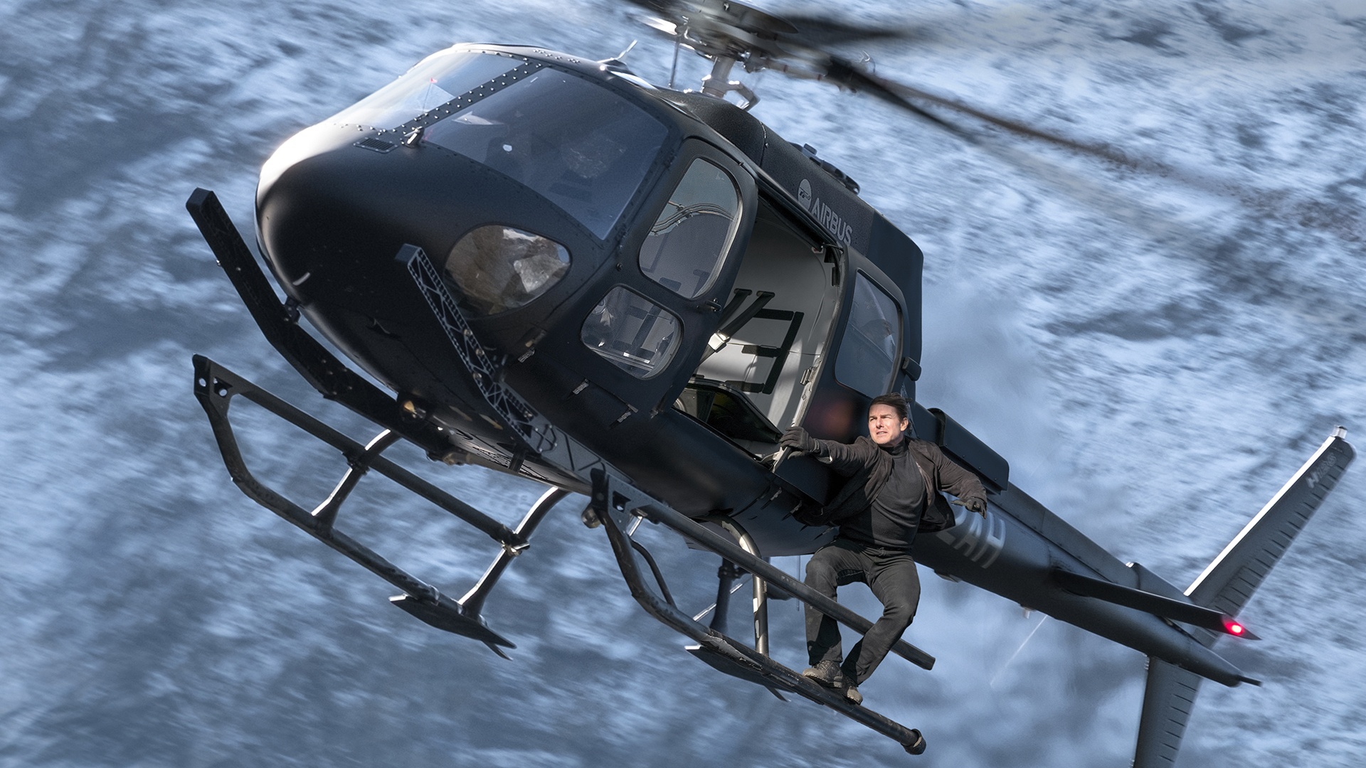 Missão: Impossível – Efeito Fallout Tom Cruise pilota helicóptero em queda confira