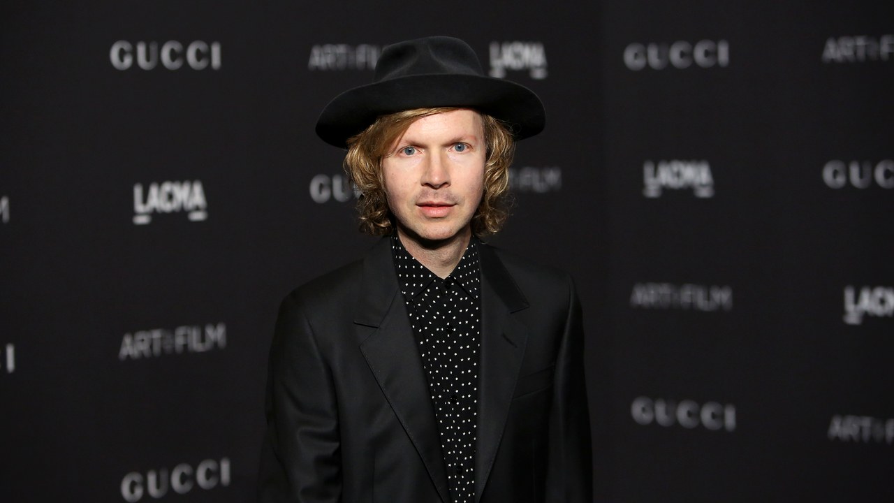 Beck lança novo single “Saw Lightning” e anuncia álbum