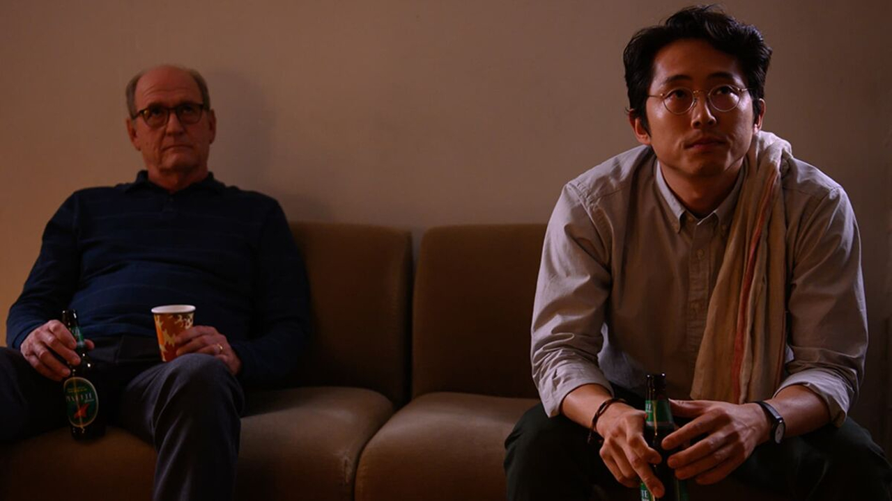 The Humans – drama com Richard Jenkins, Beanie Feldstein e Steven Yeun ganha trailer