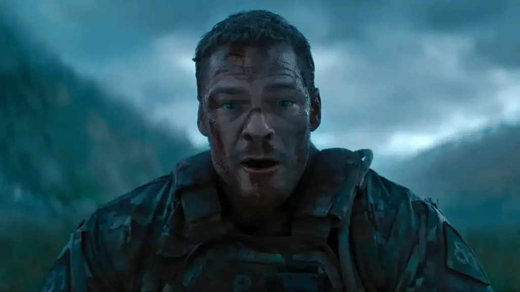 Máquina de Guerra – Alan Ritchson enfrenta robô gigante no trailer