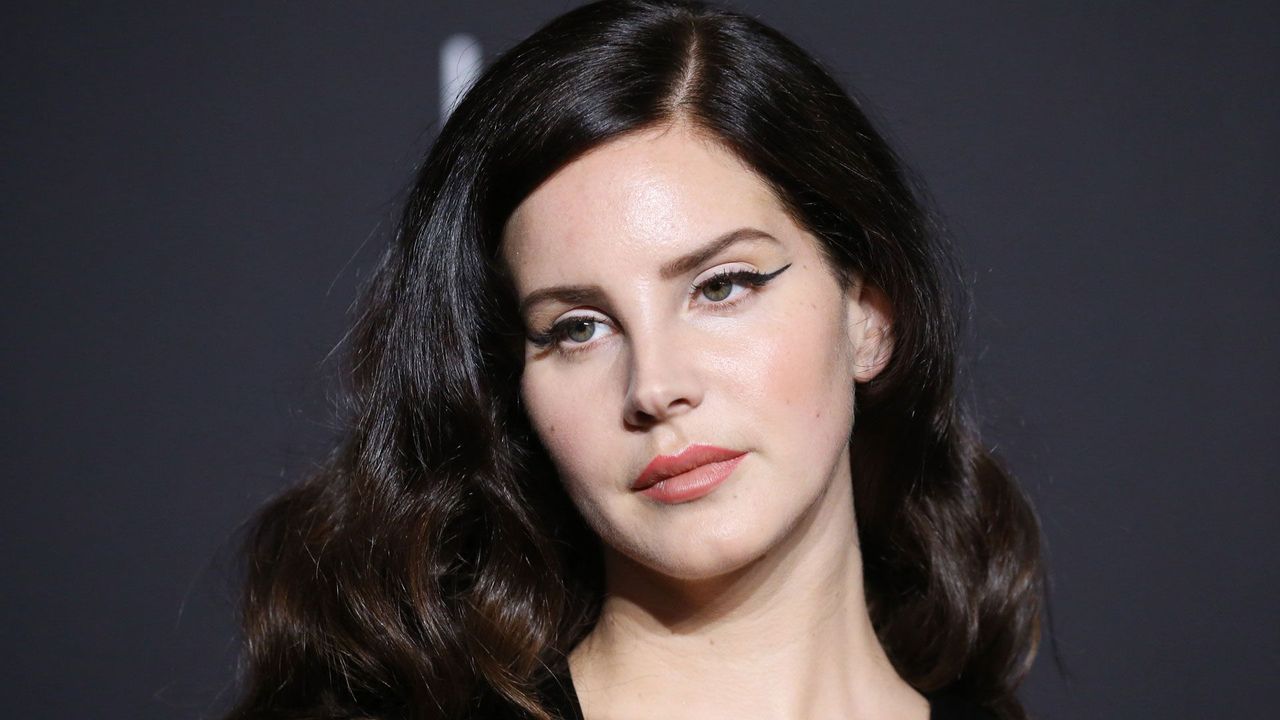 Ouça a música de Lana Del Rey para o game 007 First Light