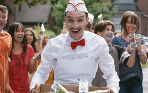 O Sorveteiro – terror de Eli Roth ganha trailer bizarro