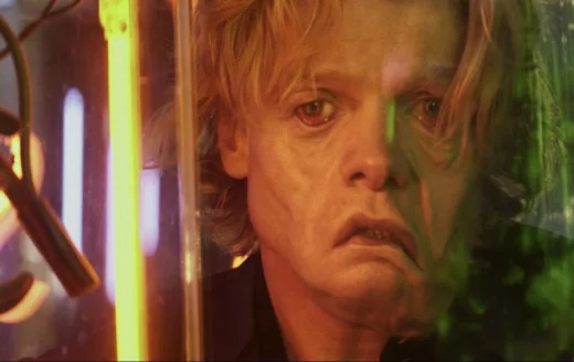 Cara-de-Barro – novo trailer promete clima tenso em Gotham