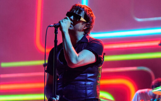 The Strokes lança novo álbum, ouça Reality Waits